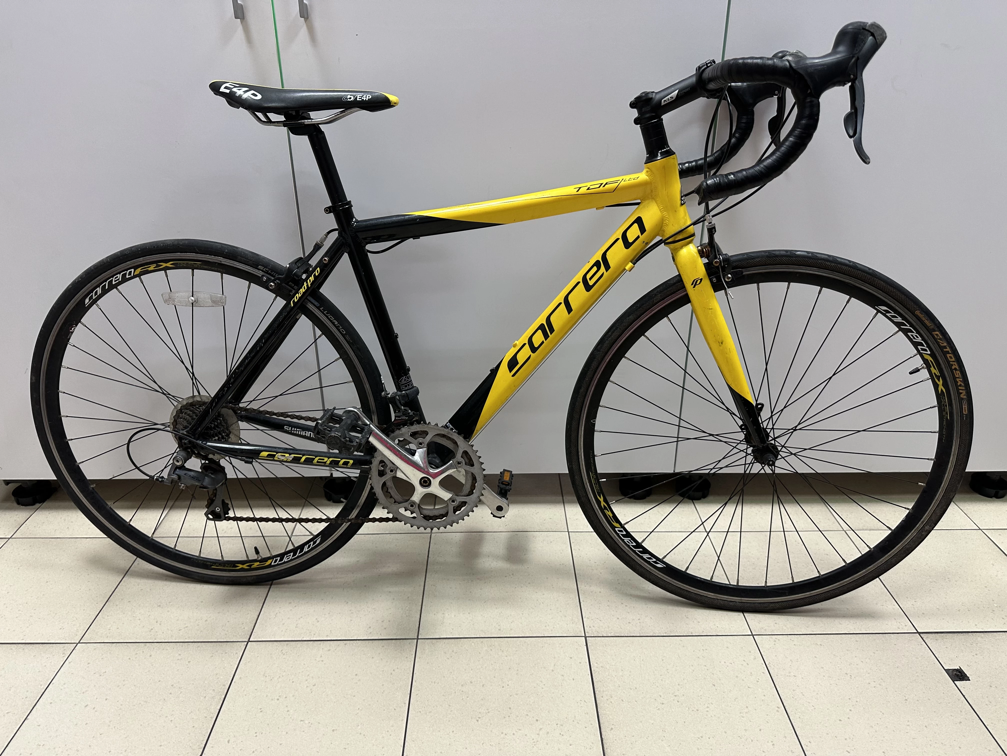 rower-szosowy-kolarzowka-carrera-tdf-stan-uzywany