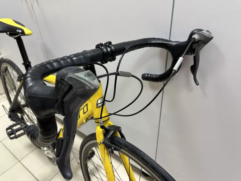 rower-szosowy-kolarzowka-carrera-tdf-marka-romet