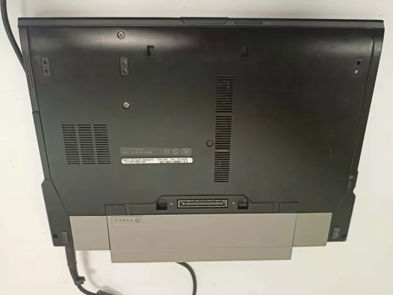 LAPTOP DELL LATITUDE E6400 4 GB/ IC2/ HDD/OPIS