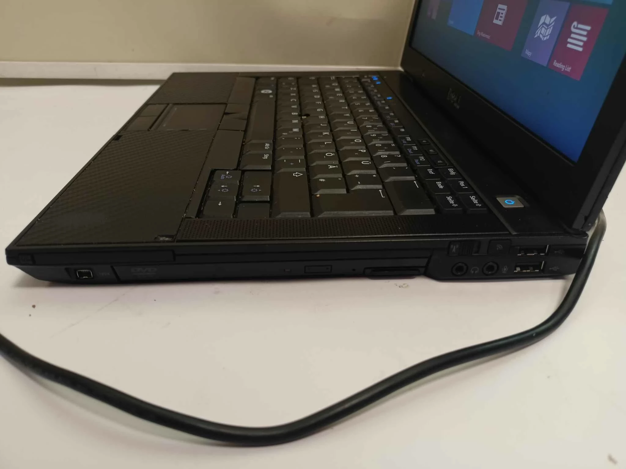 laptop-dell-latitude-e6400-4-gb-ic2-hddopis-rodzaj-karty-graficznej-grafika-zintegrowana