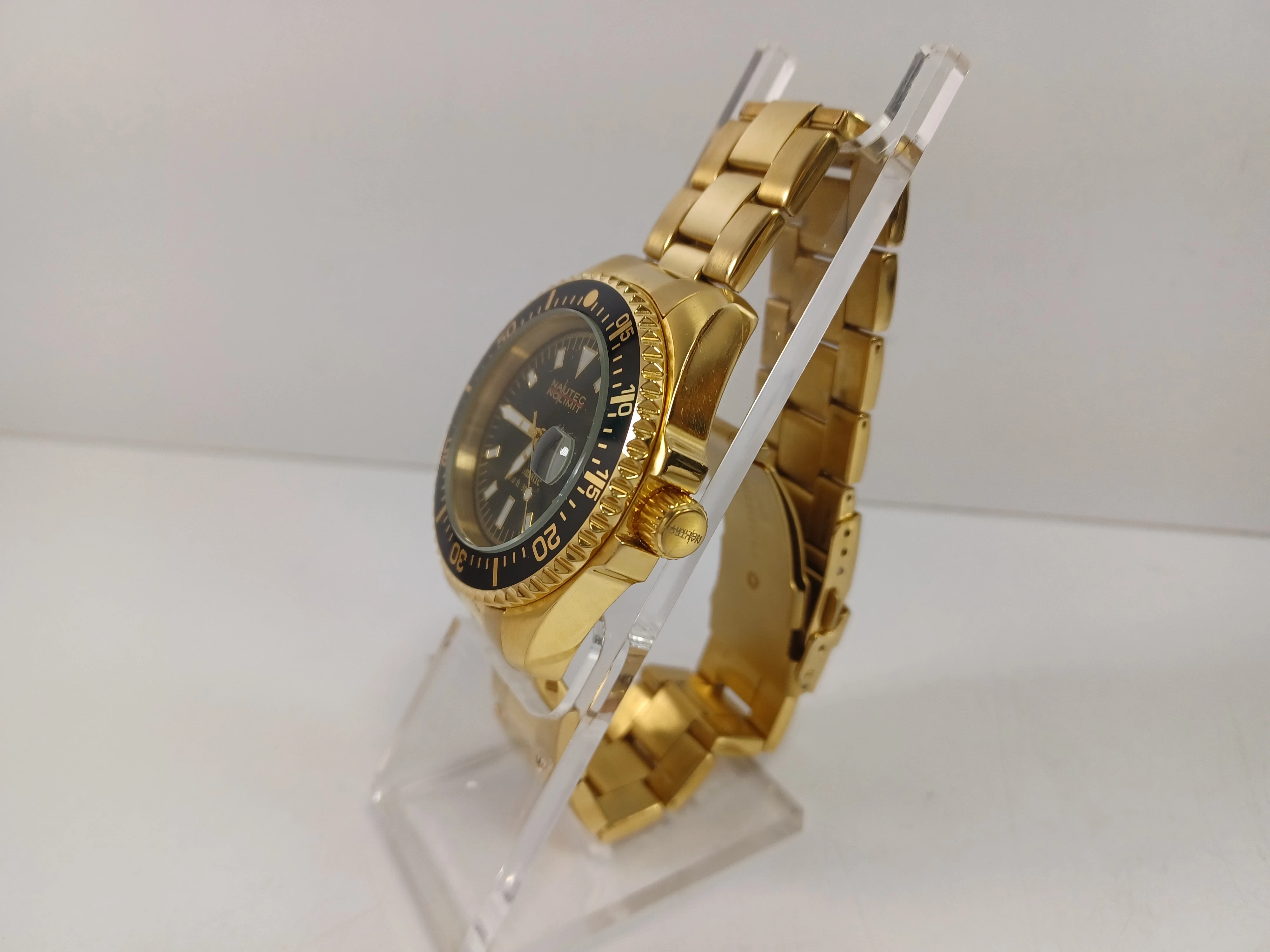 zegarek-nautec-no-limit-czarna-tarcza-stan-uzywany