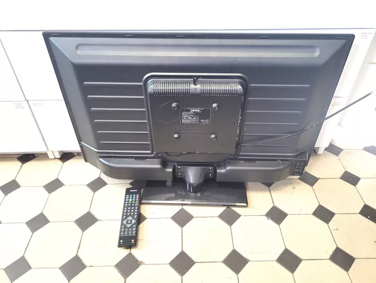 TELEWIZOR LENCO LED-3222BK 32" + PILOT