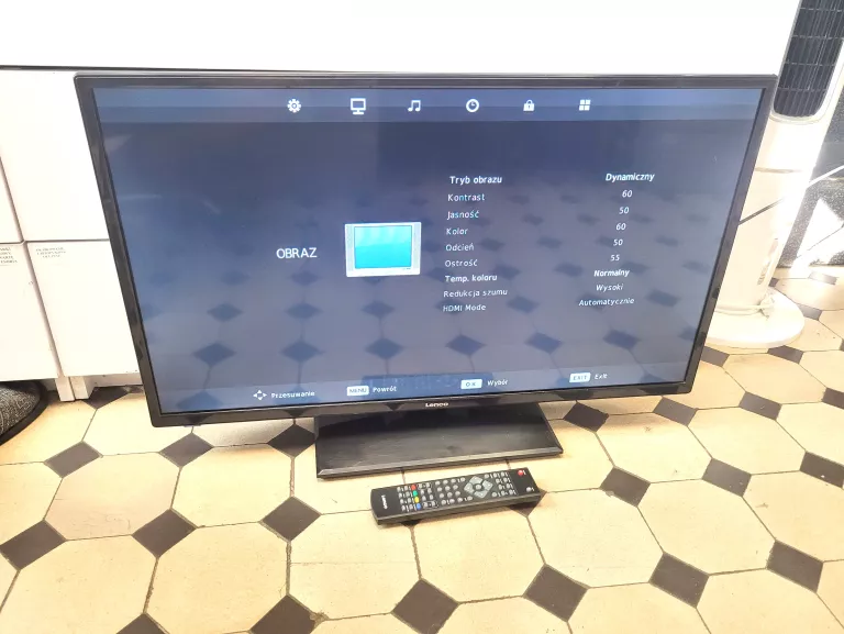 TELEWIZOR LENCO LED-3222BK 32" + PILOT