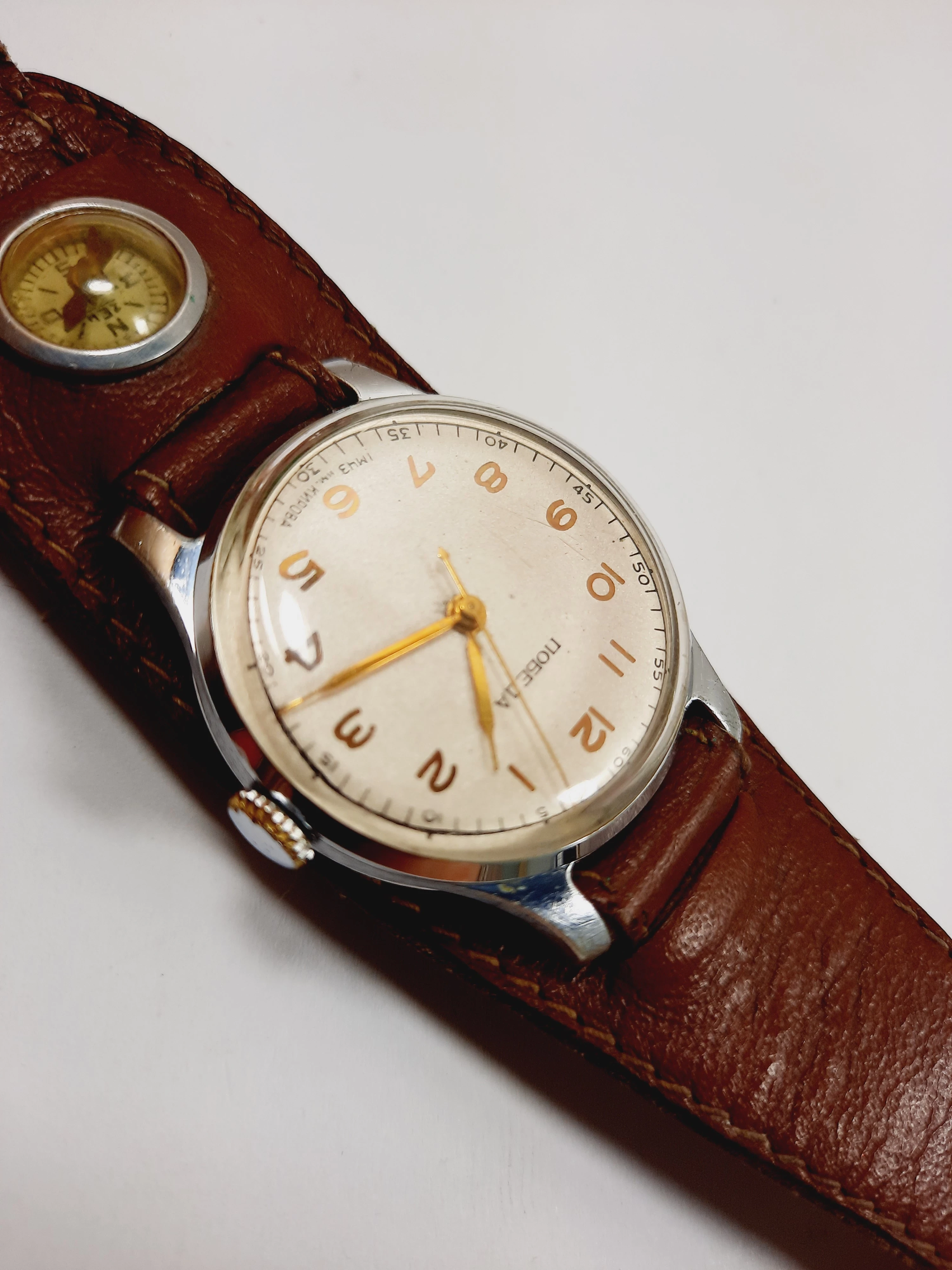 zegarek-mechaniczny-pobieda-rodzaj-analogowe