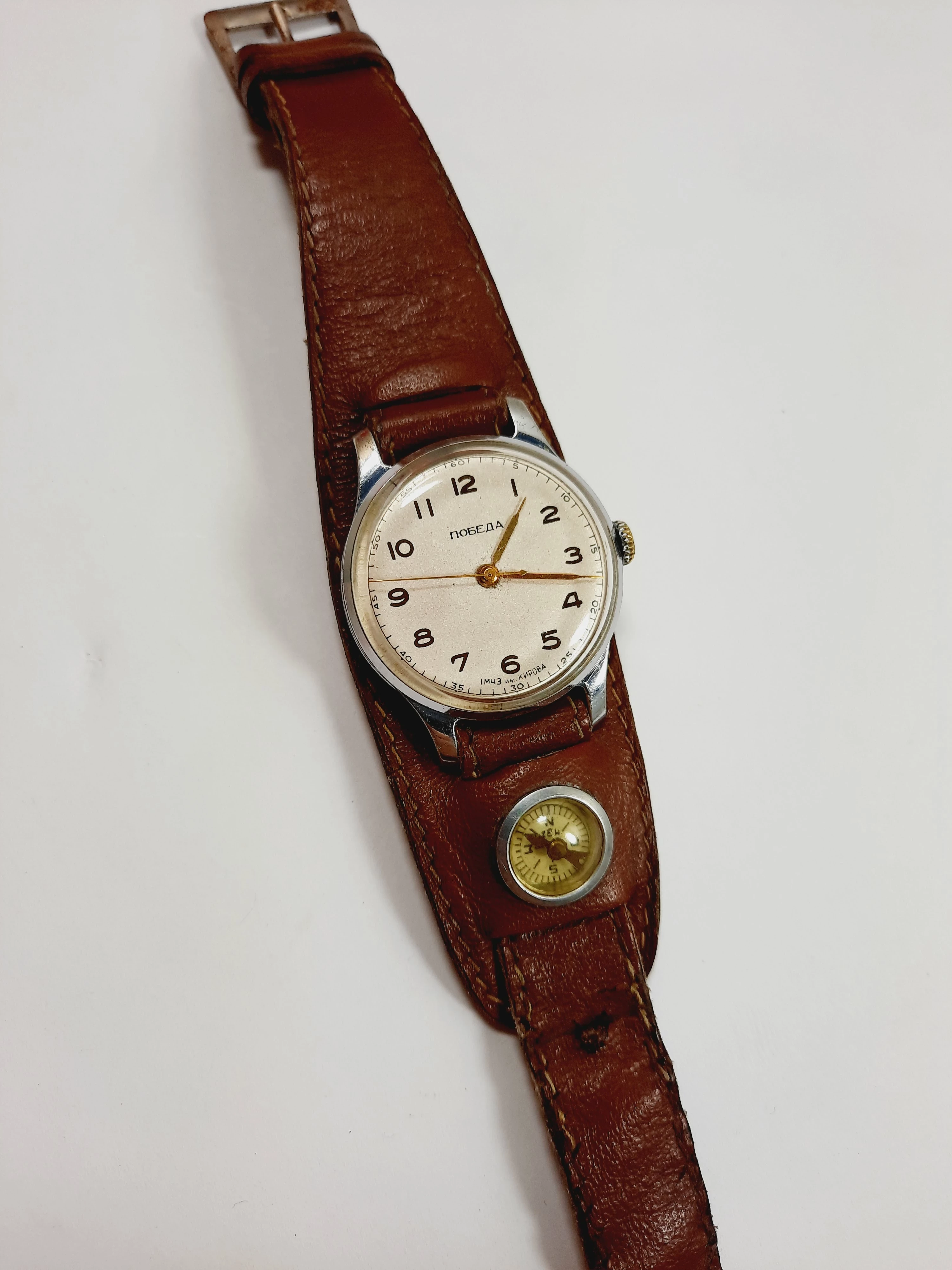 zegarek-mechaniczny-pobieda-stan-uzywany