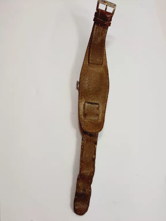 ZEGAREK MECHANICZNY POBIEDA