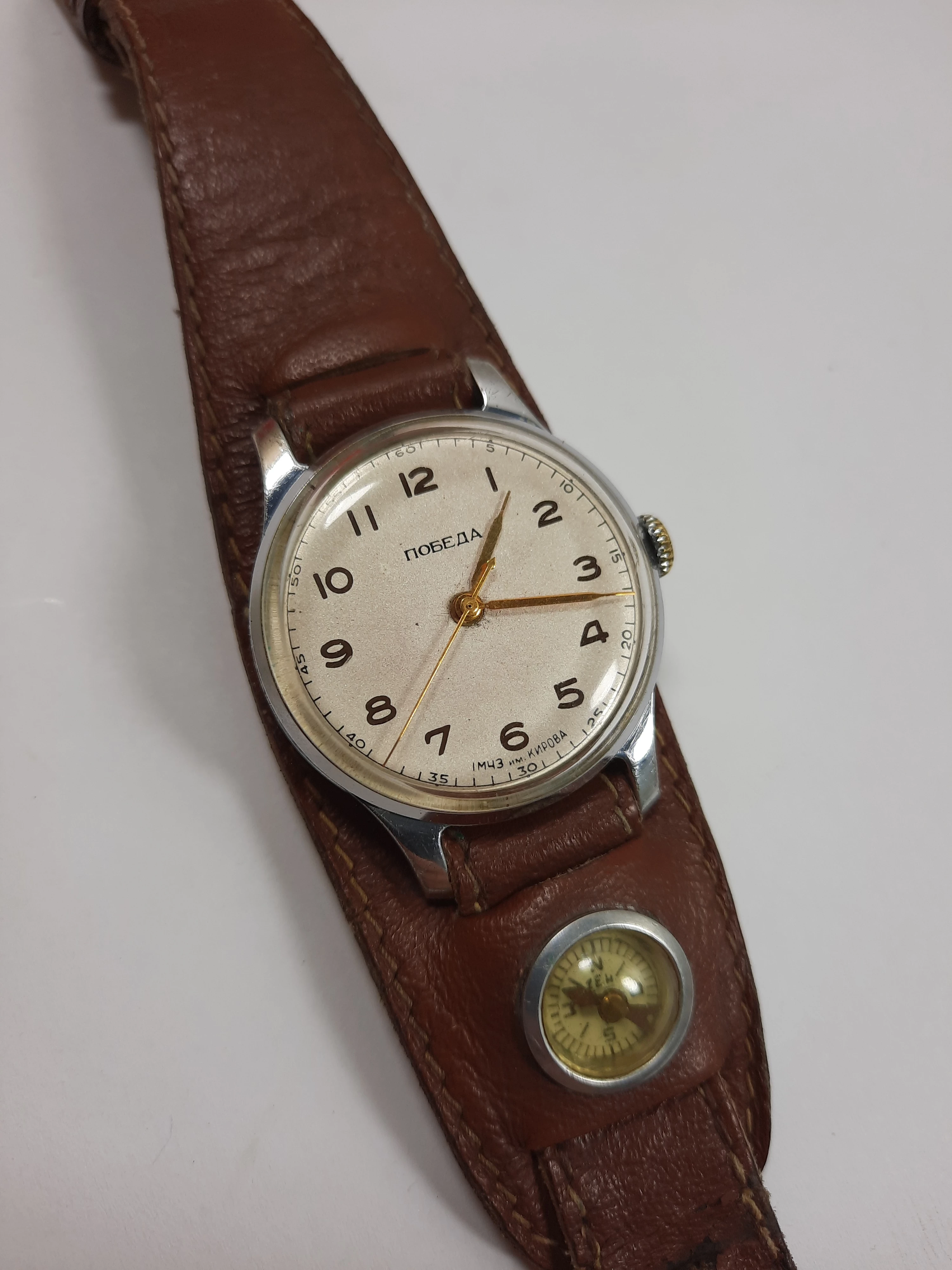 zegarek-mechaniczny-pobieda-pulawska-26-warszawa