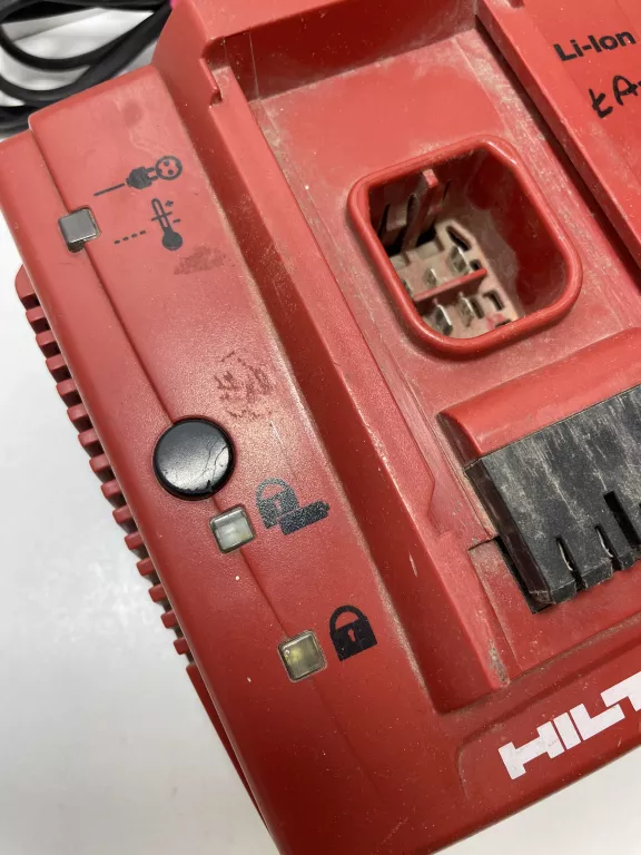 ŁADOWARKA HILTI C 4/36-ACS * USZKODZONA