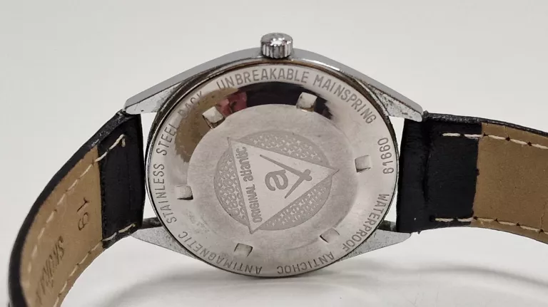 zegarek-atlantic-worldmaster-61660-wodoszczelnosc-20m-wr20