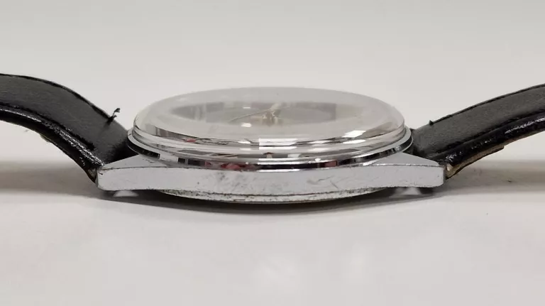 zegarek-atlantic-worldmaster-61660-mechanizm-mechaniczny