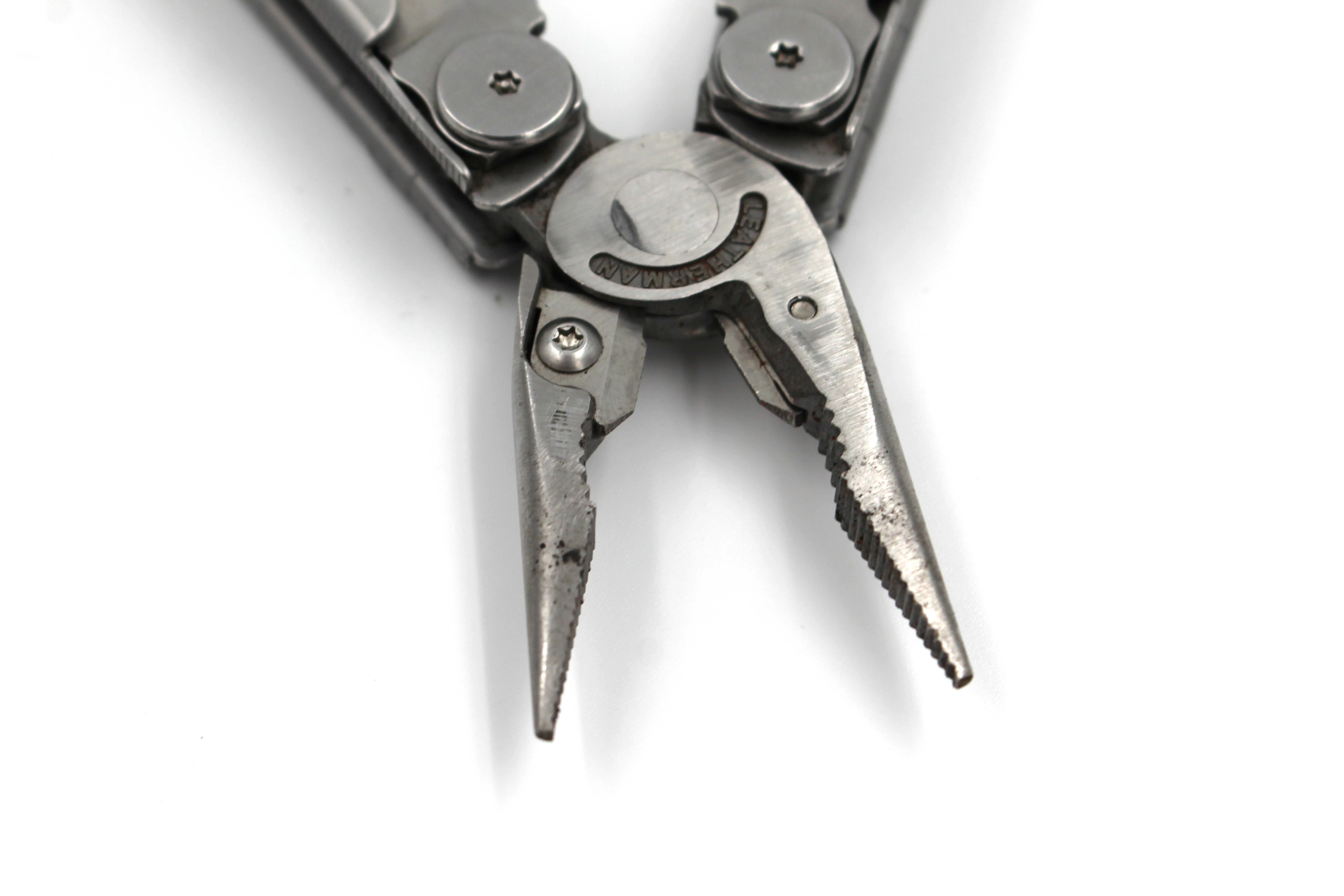 leatherman-multitool-wave-plus-etui-model-832526