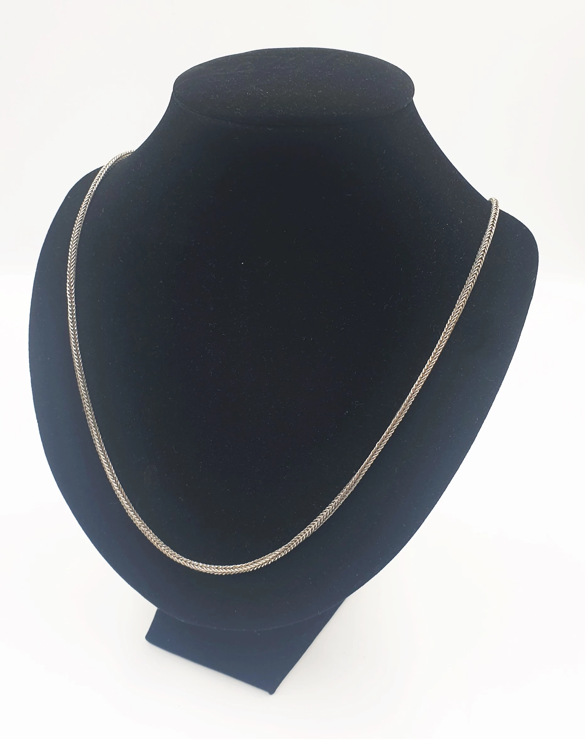 srebrny-lancuszek-splot-klos-1301gr-p925-stan-uzywany