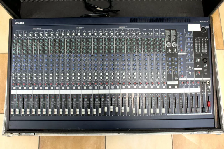 MIKSER YAMAHA MG32/14FX DUAL EFX MIXER 32-KANAŁY