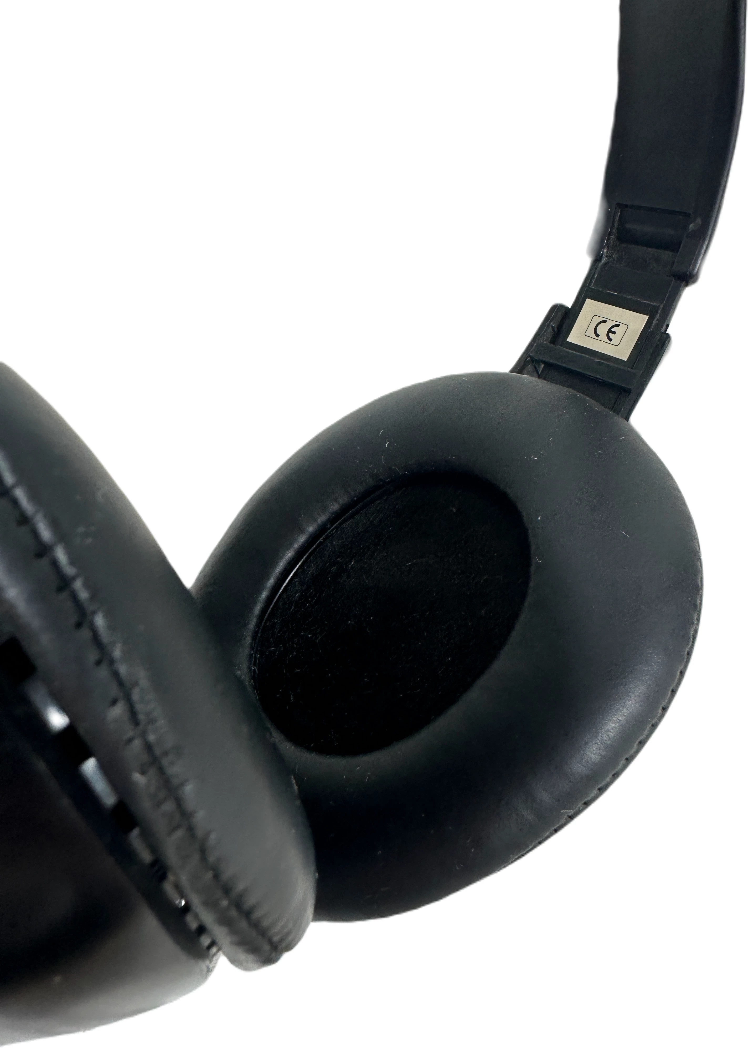 sluchawki-przewodowe-nauszne-vivanco-sr120-kolor-dominujacy-czarny