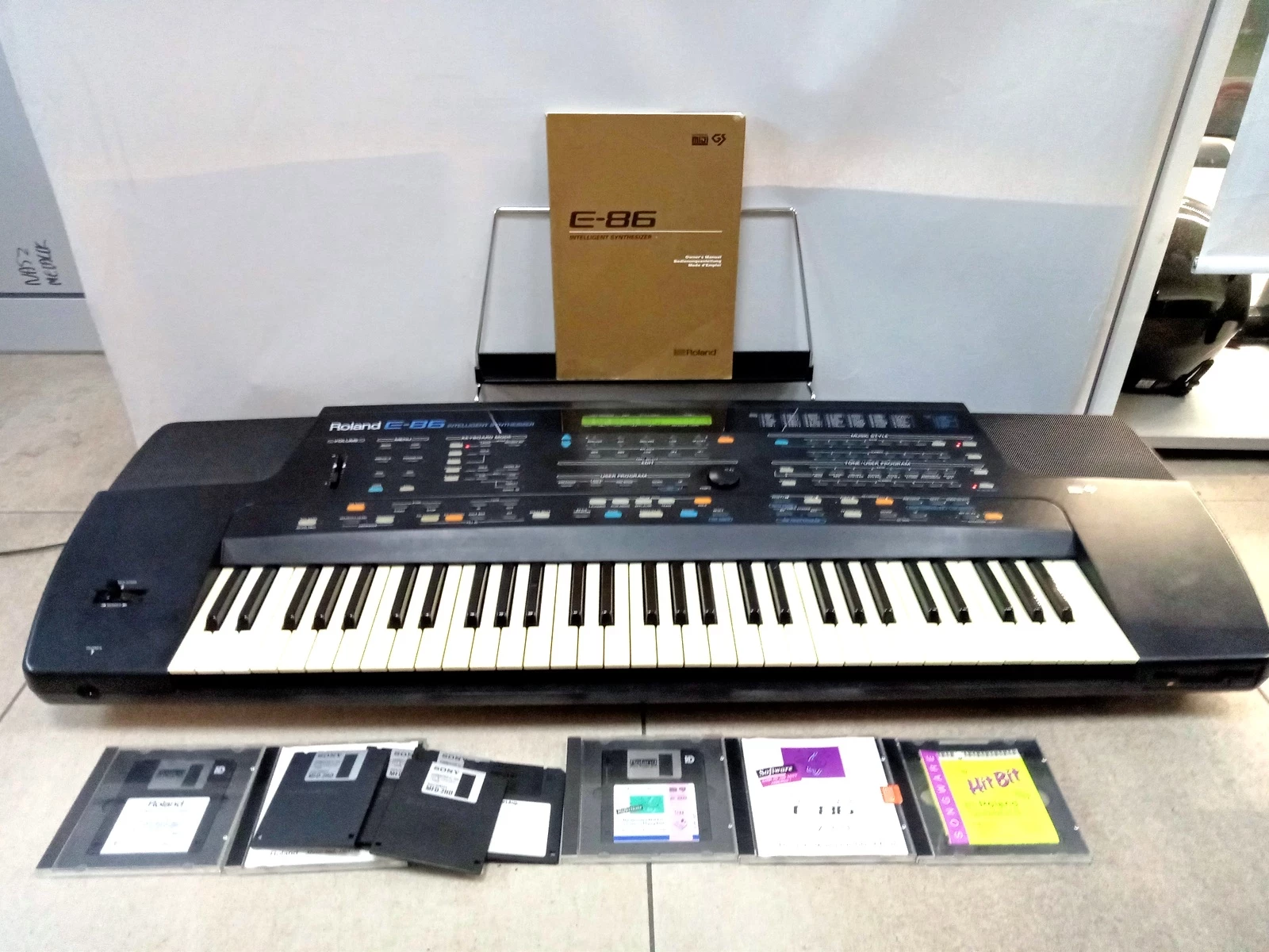 keyboard-roland-e86-kabel-dyskietki-fredry-plac-targowy-ledziny