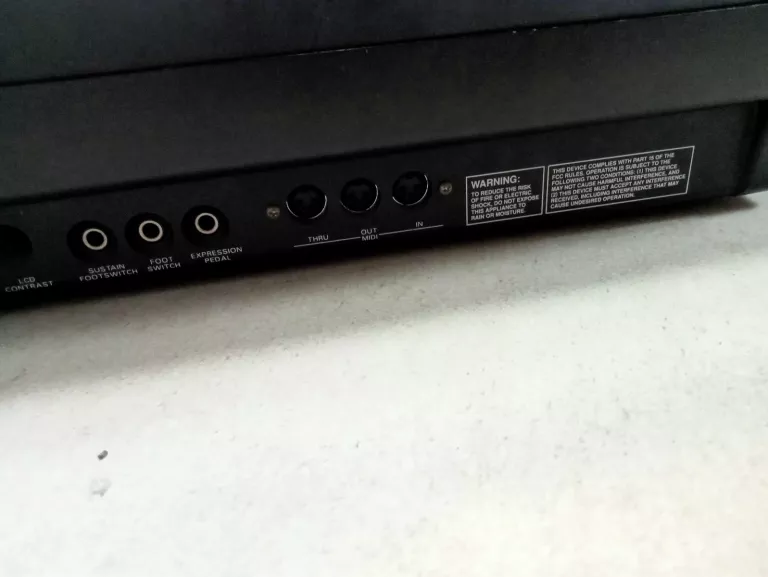 keyboard-roland-e86-kabel-dyskietki-fredry-plac-targowy-ledziny