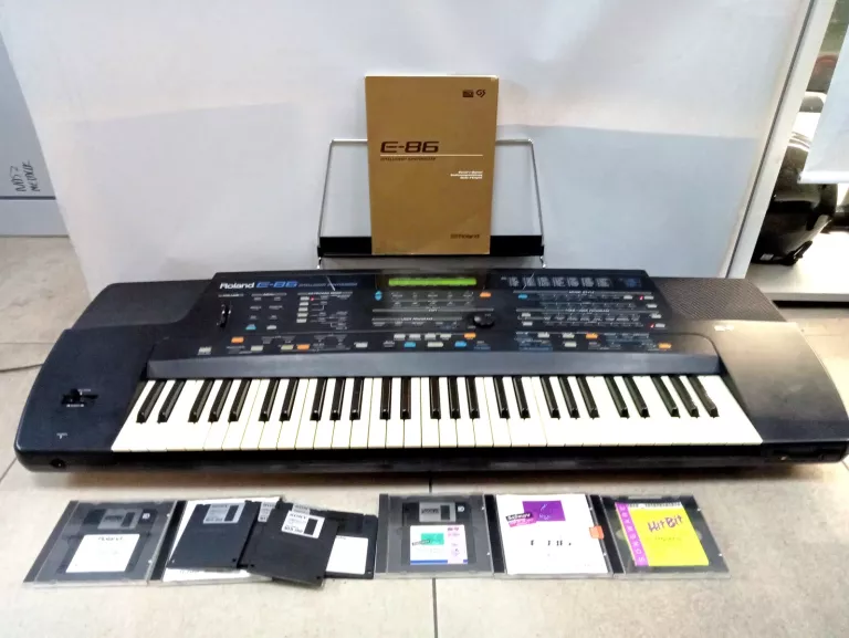 keyboard-roland-e86-kabel-dyskietki-fredry-plac-targowy-ledziny
