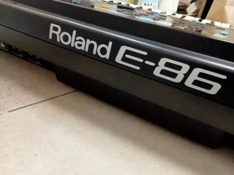 keyboard-roland-e86-kabel-dyskietki-kod-producenta-e-16