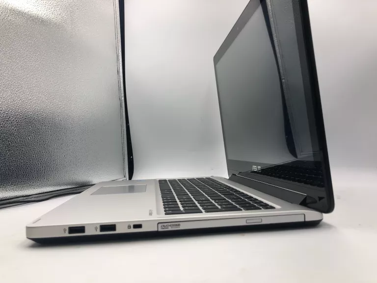 LAPTOP ASUS TP550L - I5-5200 12GB 500GB HDD W10