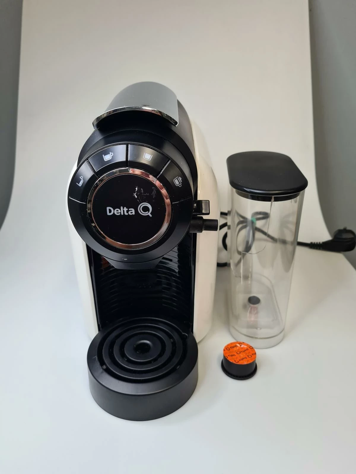 ekspres-do-kawy-delta-q-milk-qool-kosciuszki-43-myszkow