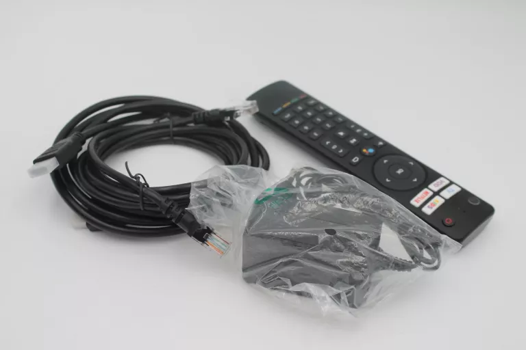 SMART BOX TV SMART 4K DV8981 1TB KOMPLET