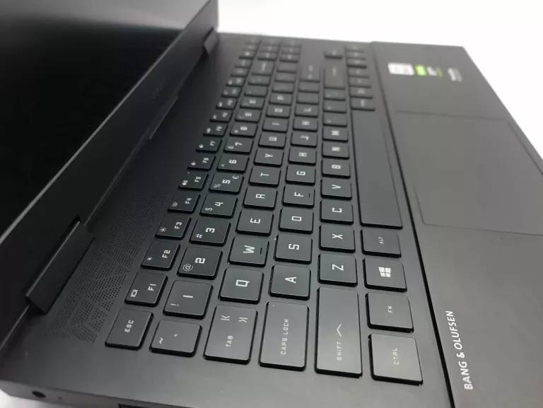 HP OMEN 15-EK0026NW 16/512GB I5-10300H GTX 1660TI