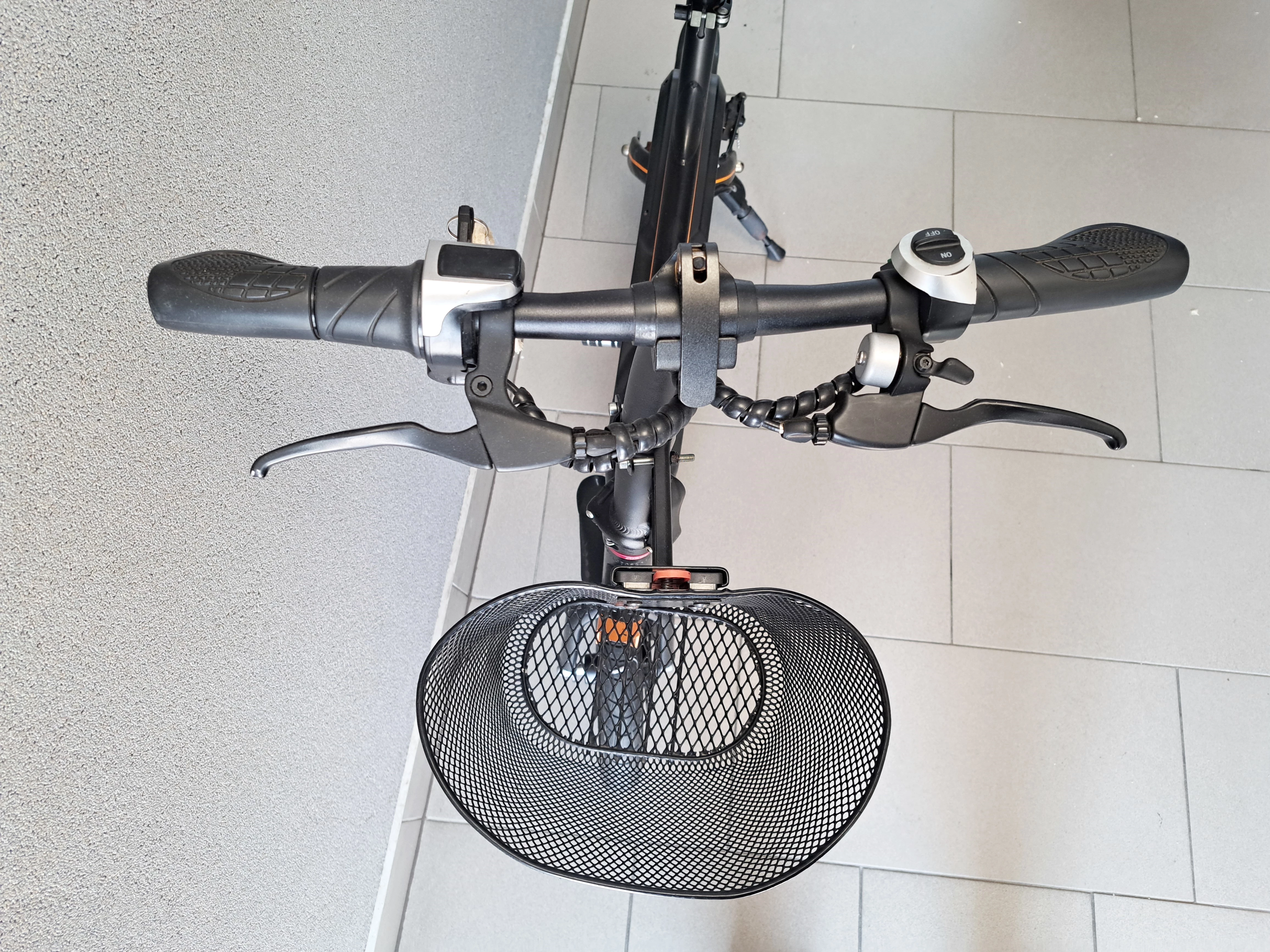 pojazd-elektryczny-indiana-e-scooter-m14-odbior-rozmiar-kola-12