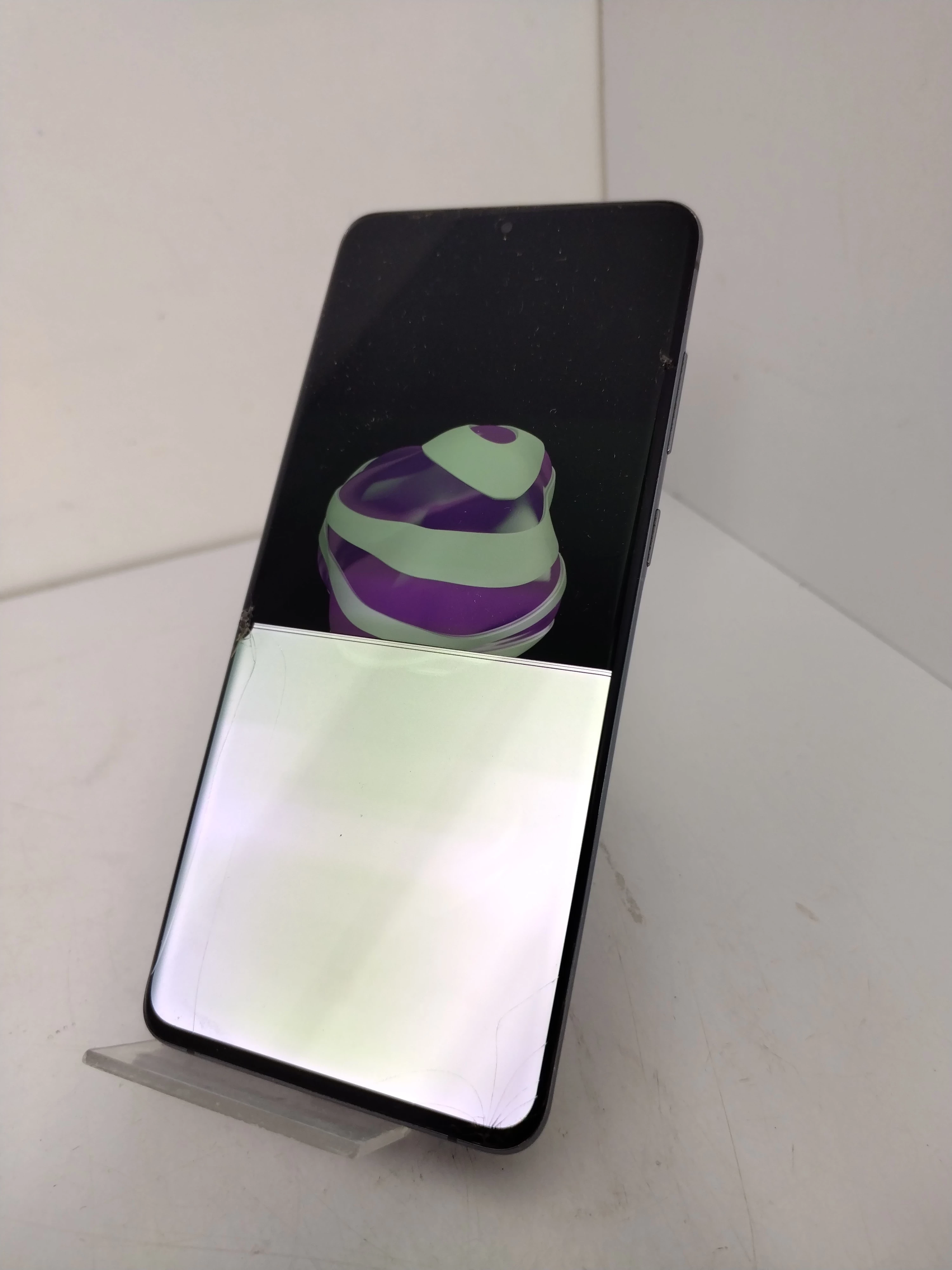 telefon-samsung-galaxy-s20-5g-typ-smartfon