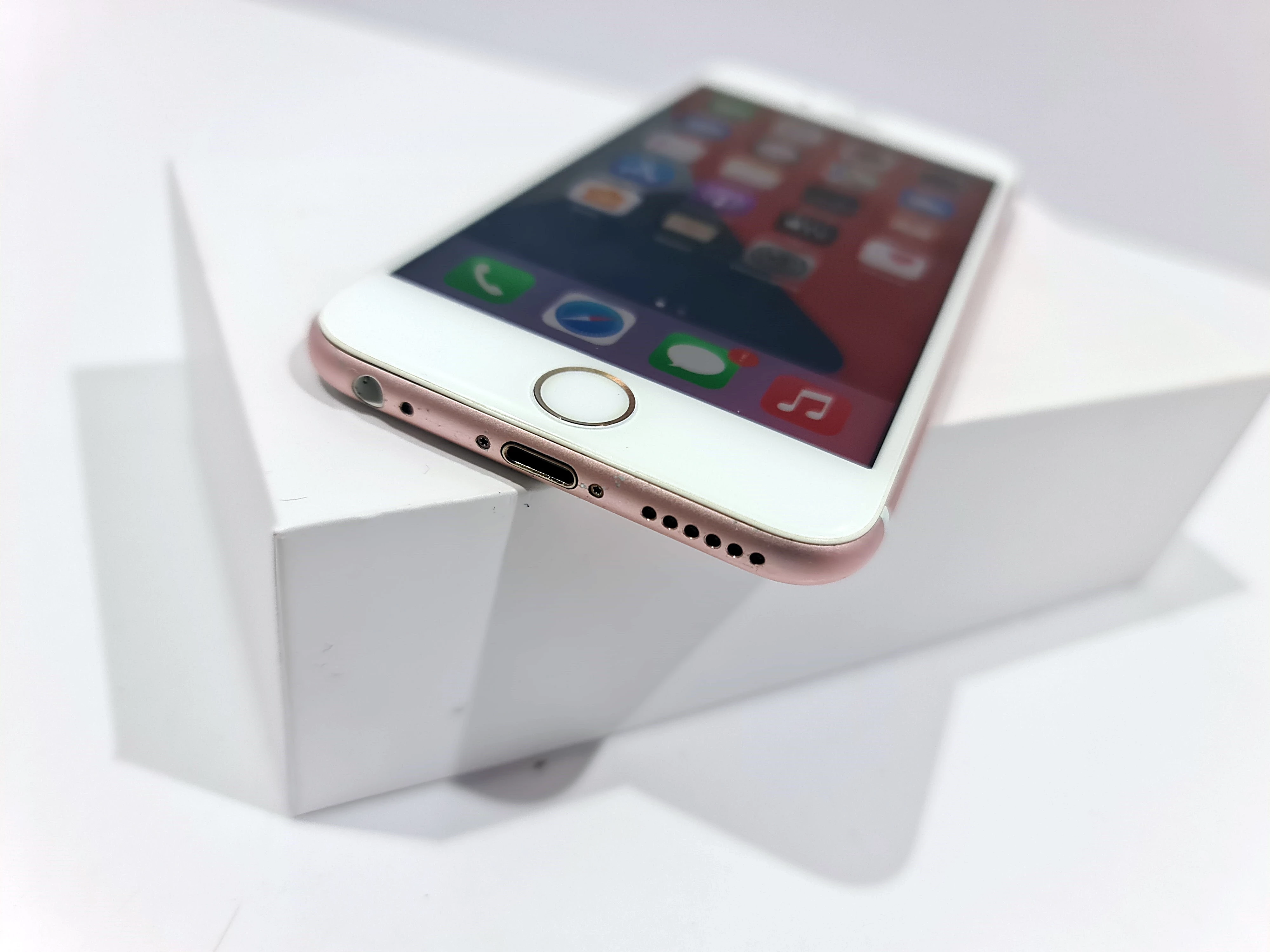 telefon-iphone-6s-64gb-62-kondycja-baterii-ean-gtin-3663262049803