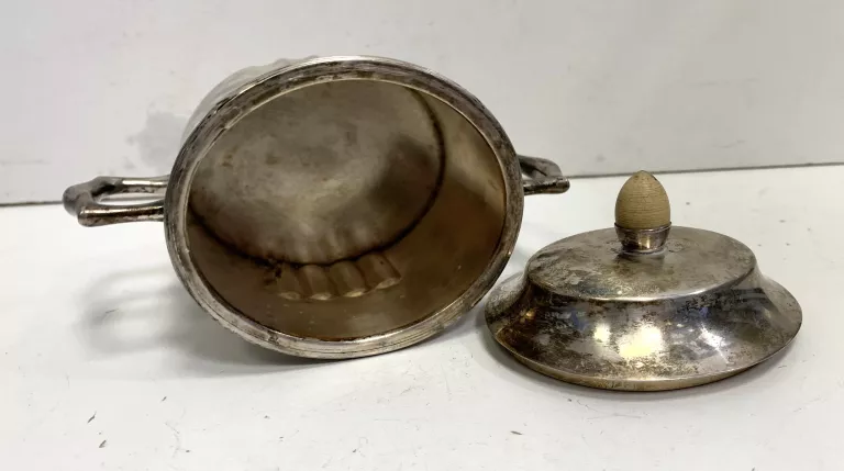 posrebrzana-cukiernica-mh20-23880g-stan-do-renowacji