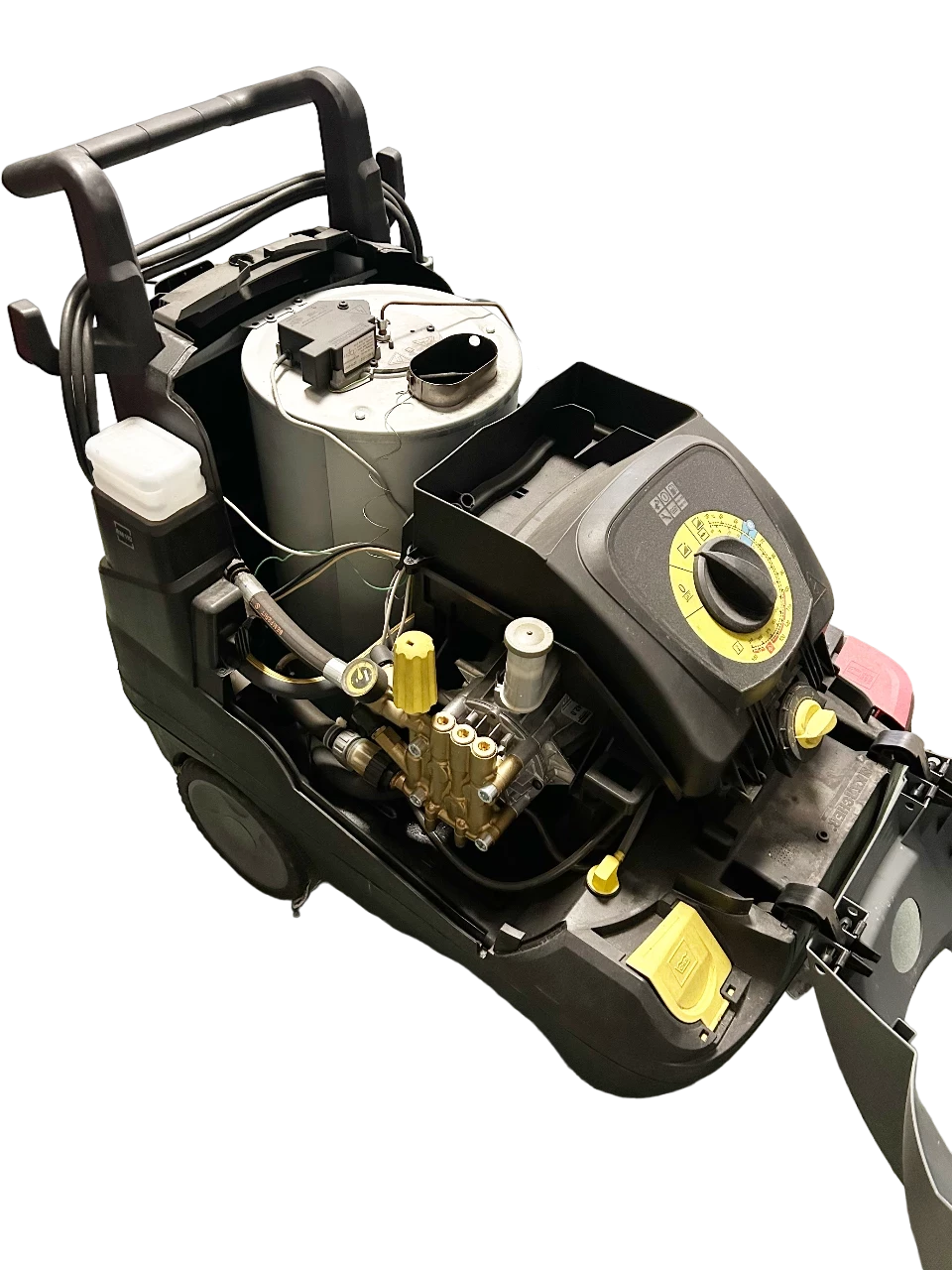 urzadzenie-wysokocisnieniowe-karcher-818-4c-rodzaj-pompy-mosiezna