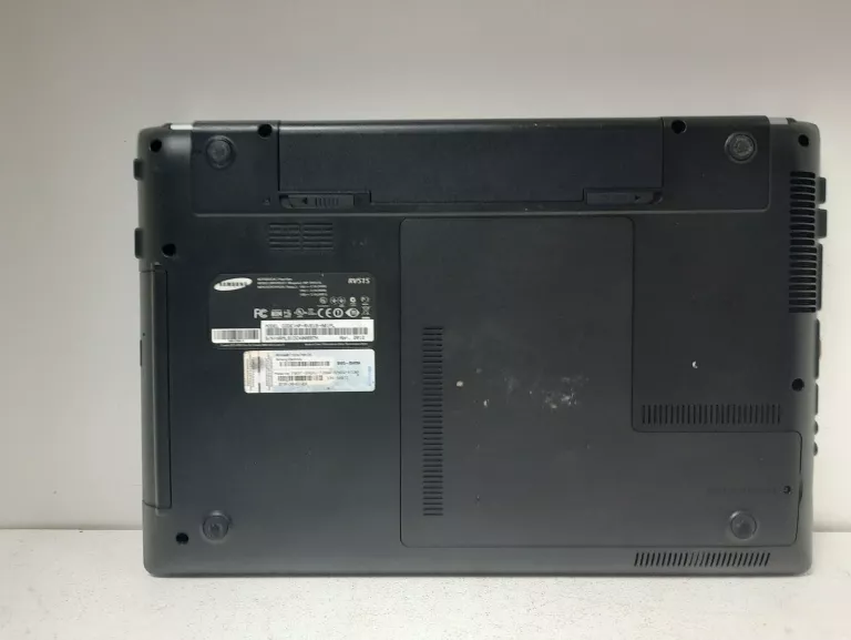 LAPTOP SAMSUNG RV515 AMD E-450 1.65GHZ 4GB 500HDD