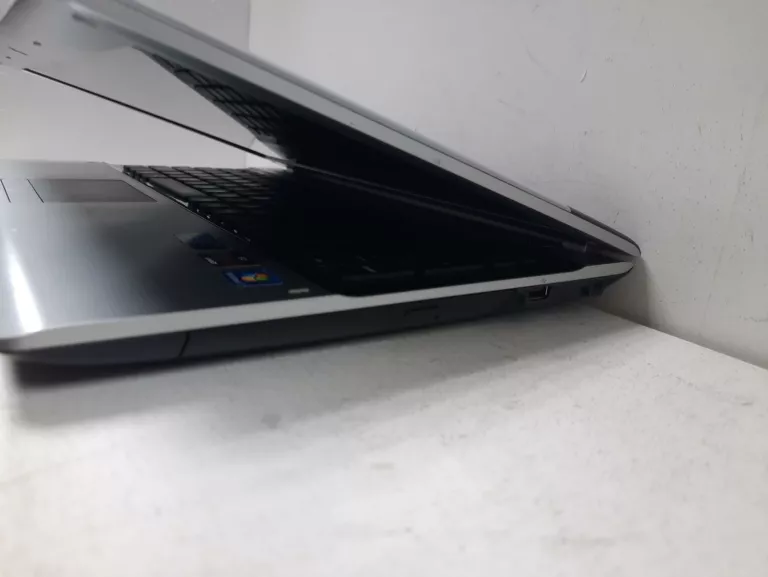 LAPTOP SAMSUNG RV515 AMD E-450 1.65GHZ 4GB 500HDD