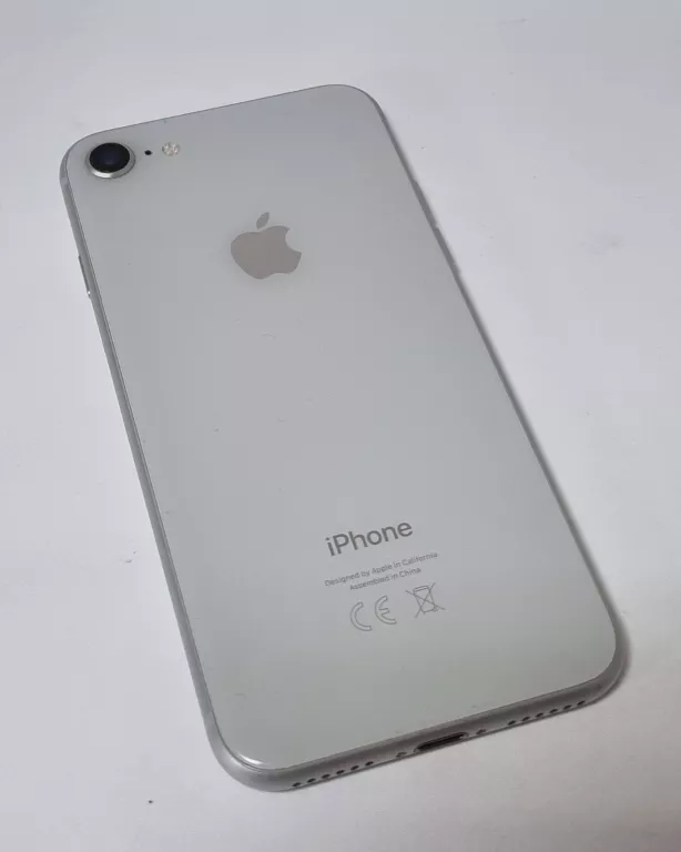 APPLE IPHONE 8 64GB SILVER 84%