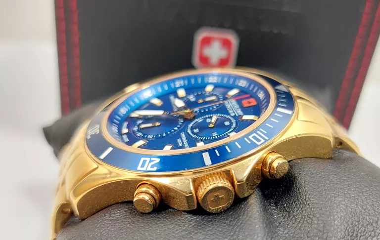 ZEGAREK SWISS MILITARY HANOVA FLAGSHIP CHRONO