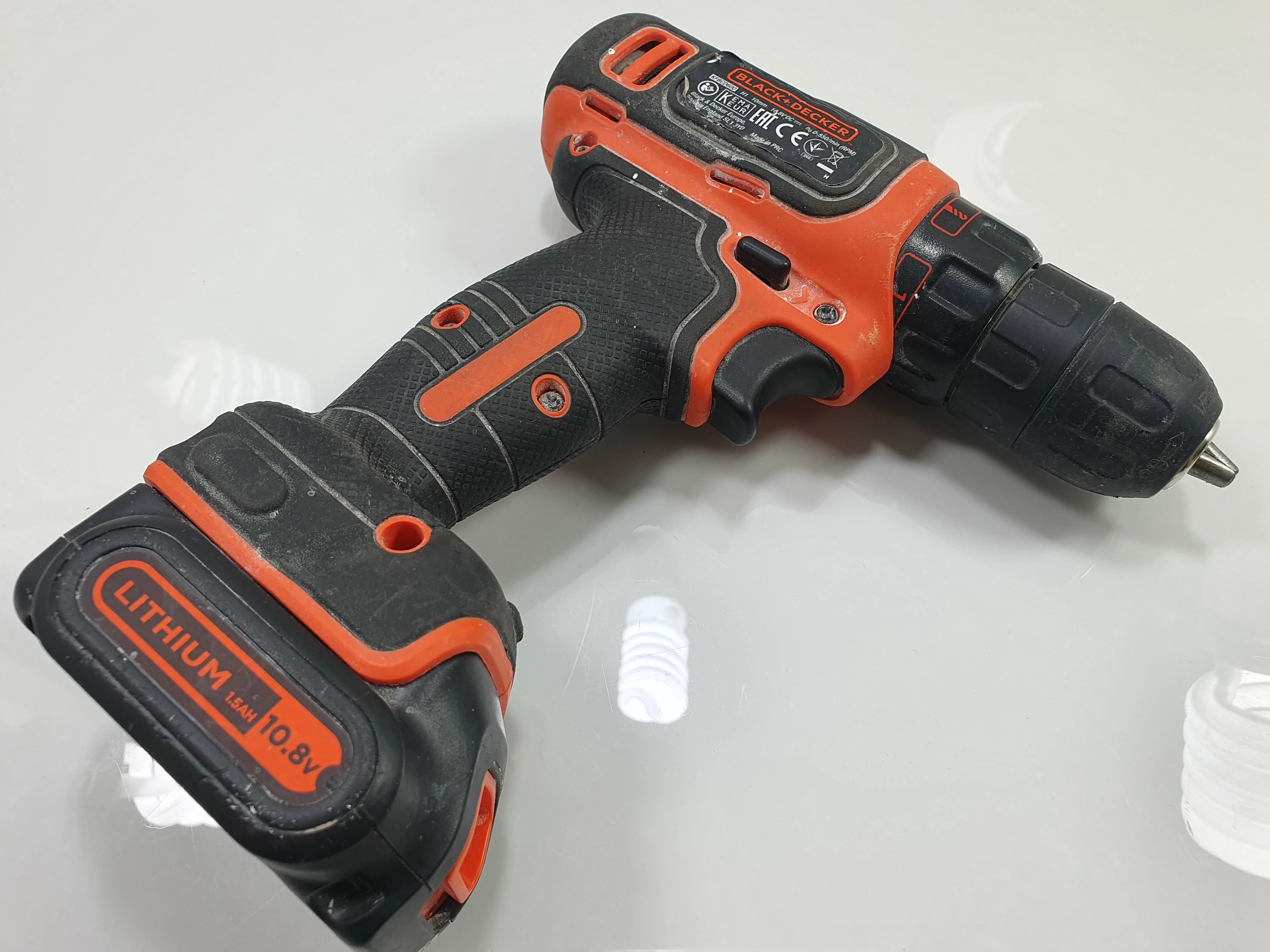 wkretarka-akumulatorowa-black-decker-kfbcd600-stan-uzywany
