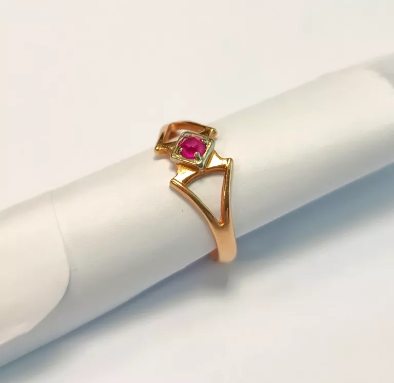 zloty-pierscionek-proby-585-kamien-inny-kamien