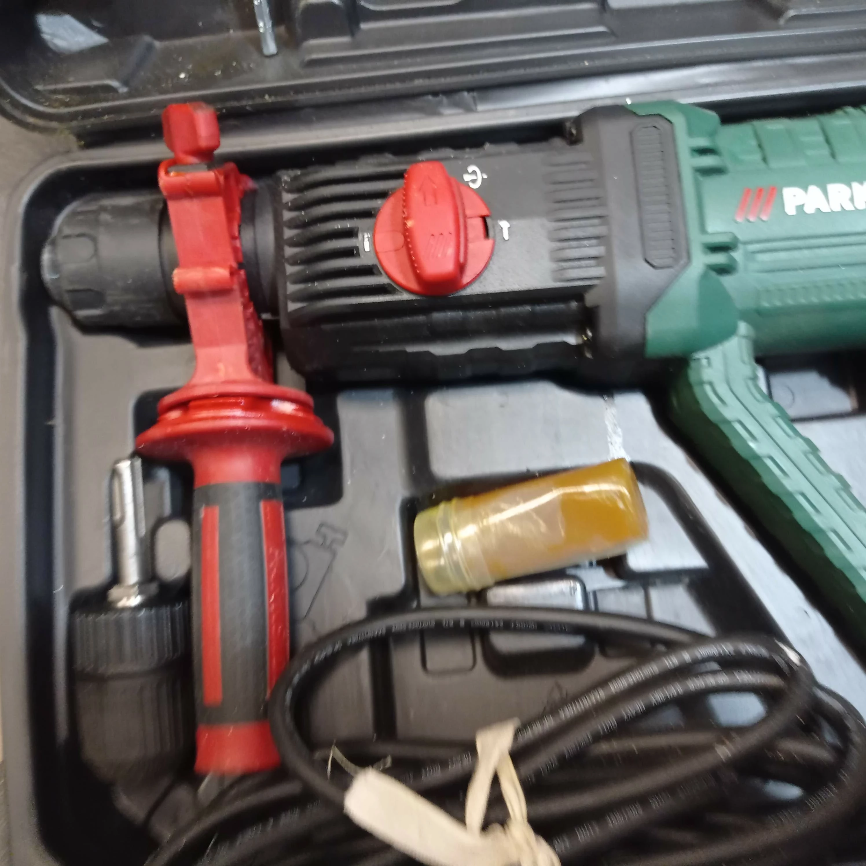 mlotowiertarka-parkside-pbh-1050-funkcyjnosc-3-funkcyjny-wiercenie-z-i-bez-udaru-podkuwanie