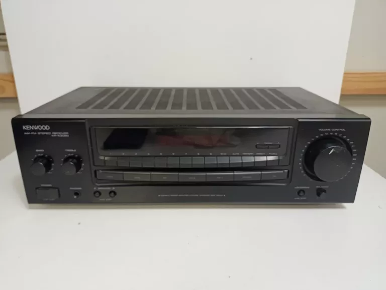 AMPLITUNER KENWOOD KR-A3060 4-16 OHM FM 160W