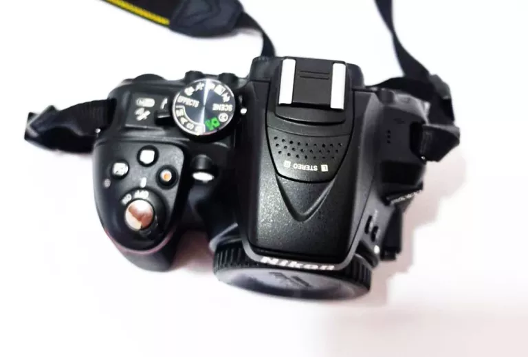 APARAT NIKON D5300 Z TORBĄ I STATYWEM!