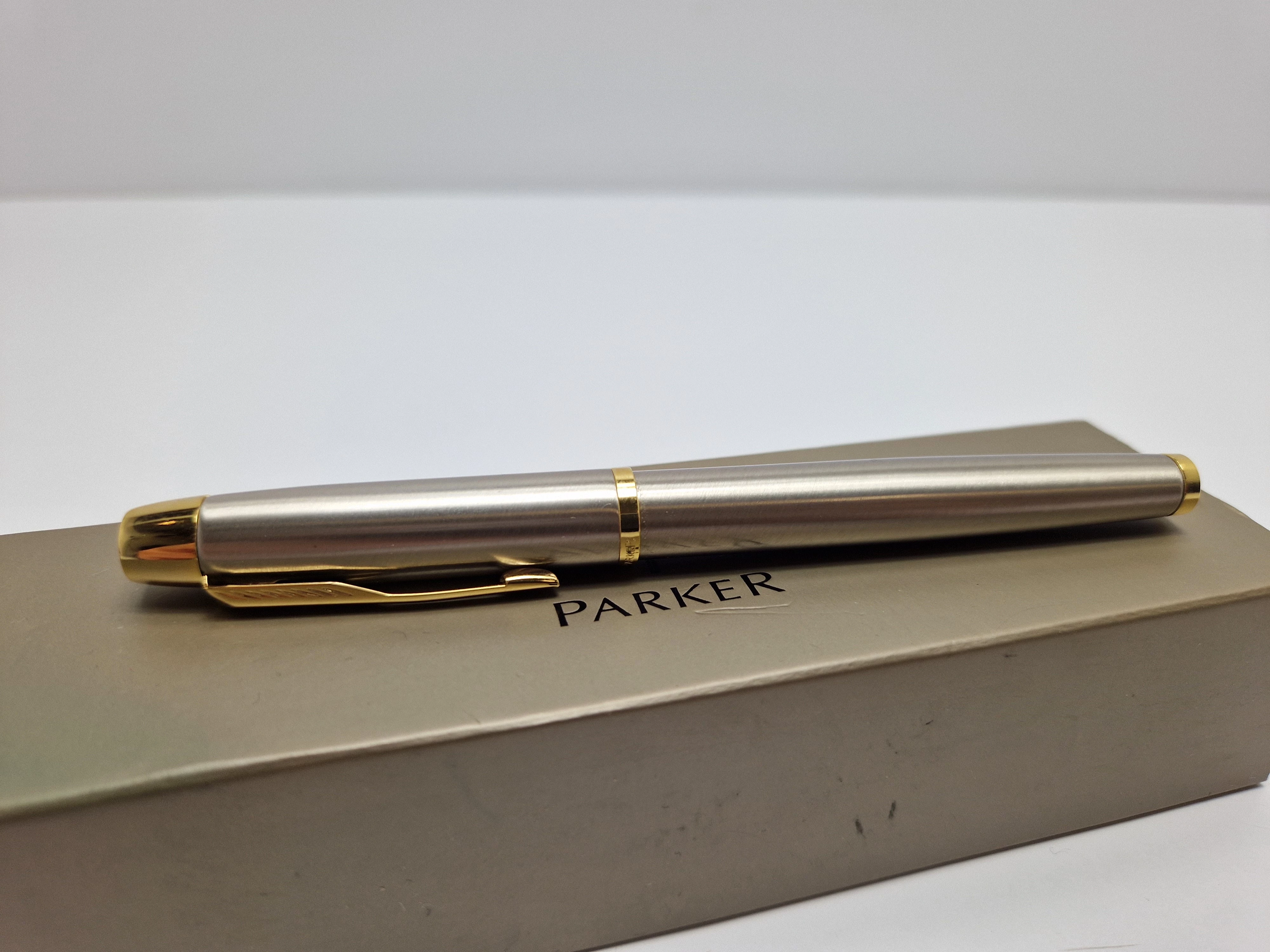 pioro-wieczne-parker-iiy-f-srebrno-zlote-sposob-napelniania-naboje