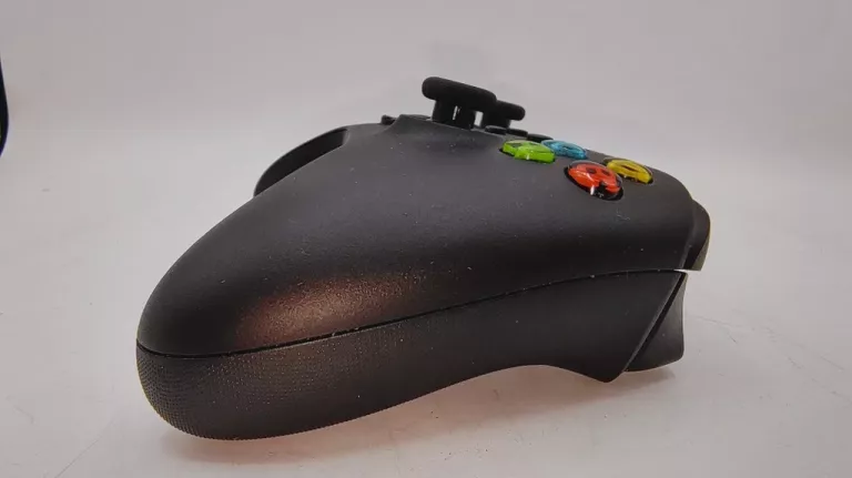 PAD BEZPRZEWODOWY Z ADAPTEREM MICROSOFT 1VA-00002