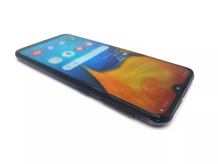 TELEFON SAMSUNG GALAXY A20E 3/32GB BEZ BLOKADY !