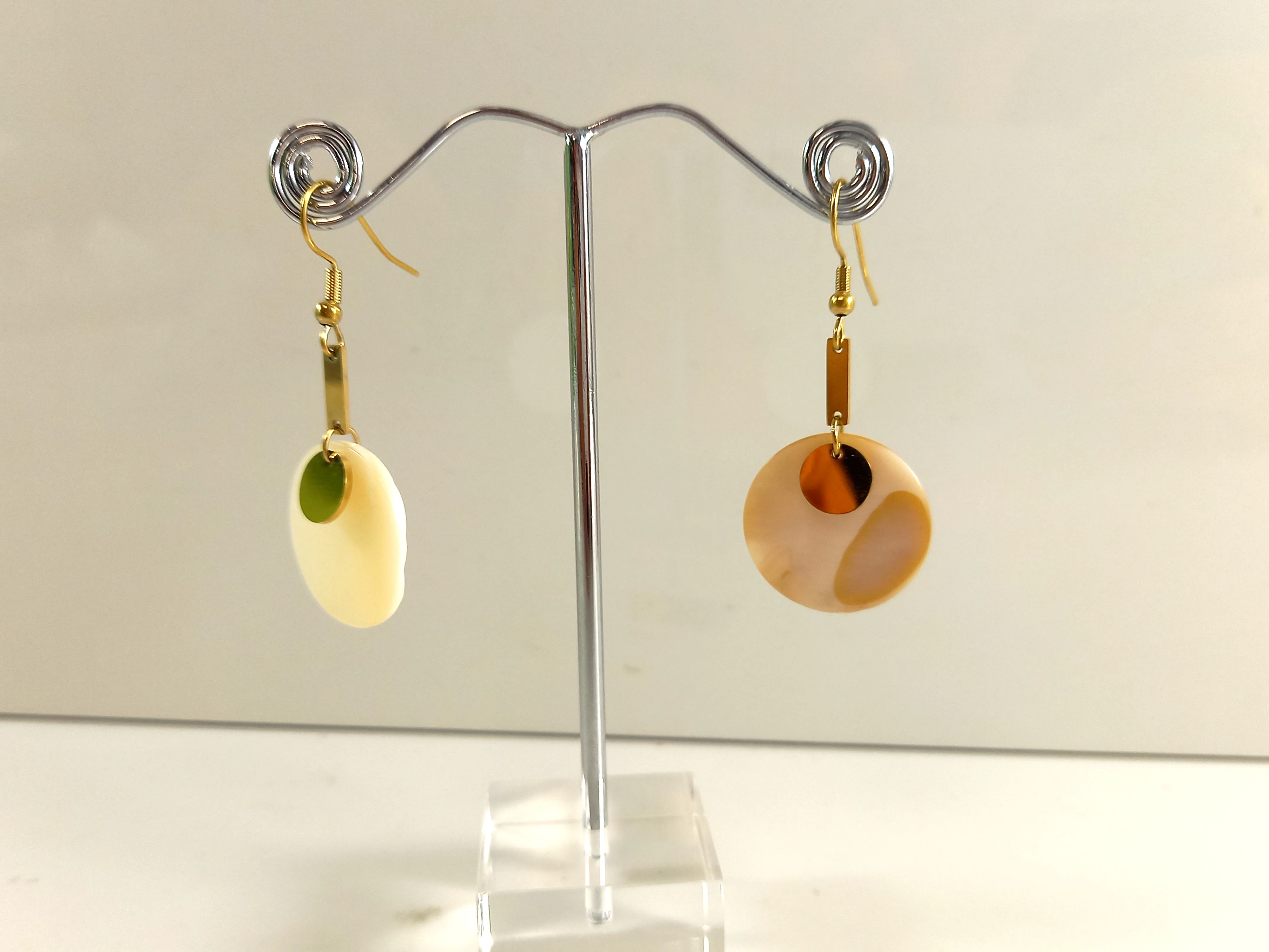 kolczyki-stal-pozlacana-okragla-muszelka-coins-rodzaj-zapiecia-2207-5