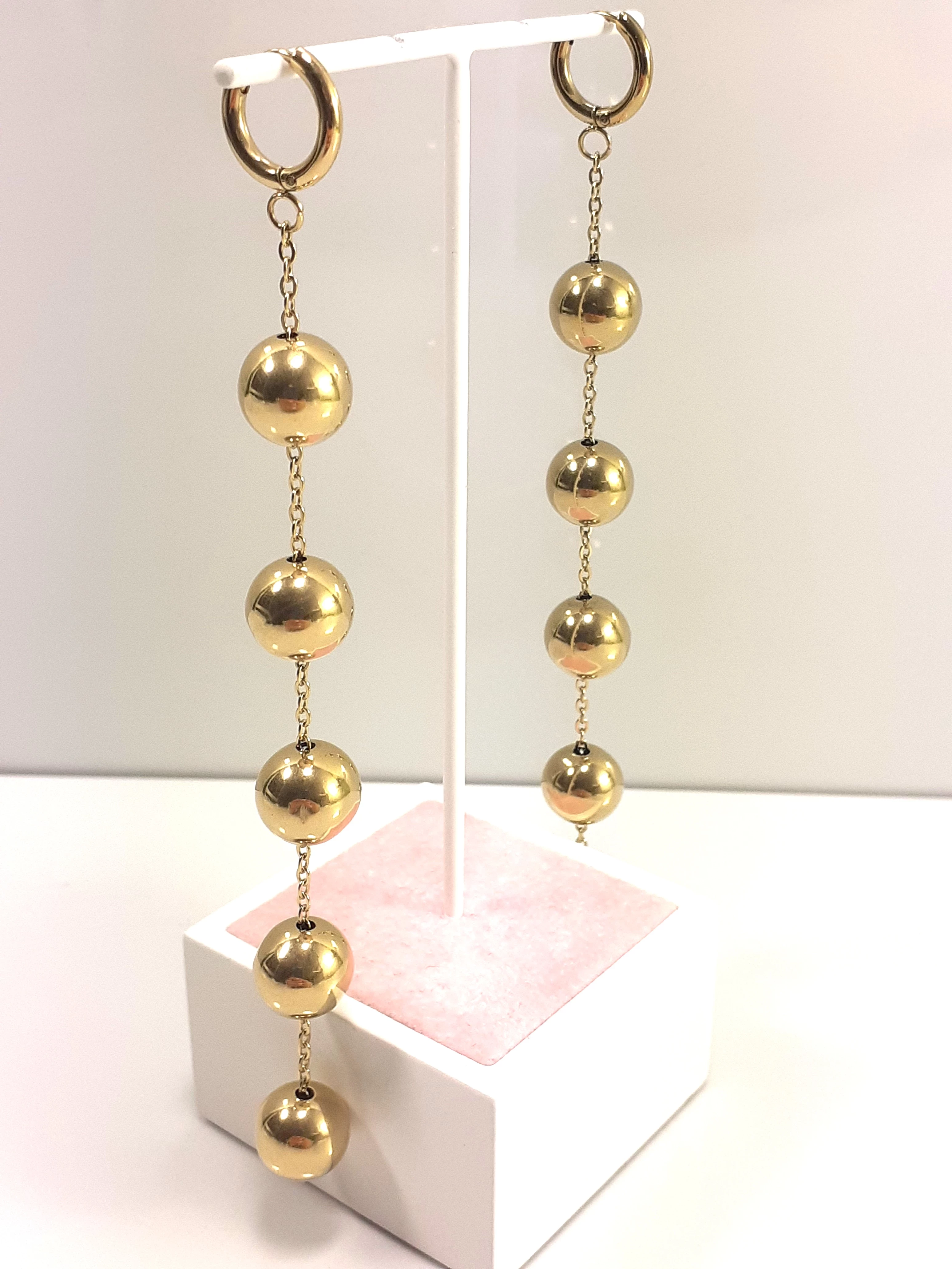 kolczyki-stal-pozlacana-wiszace-kulki-zamk-bigiel-stan-11323-1