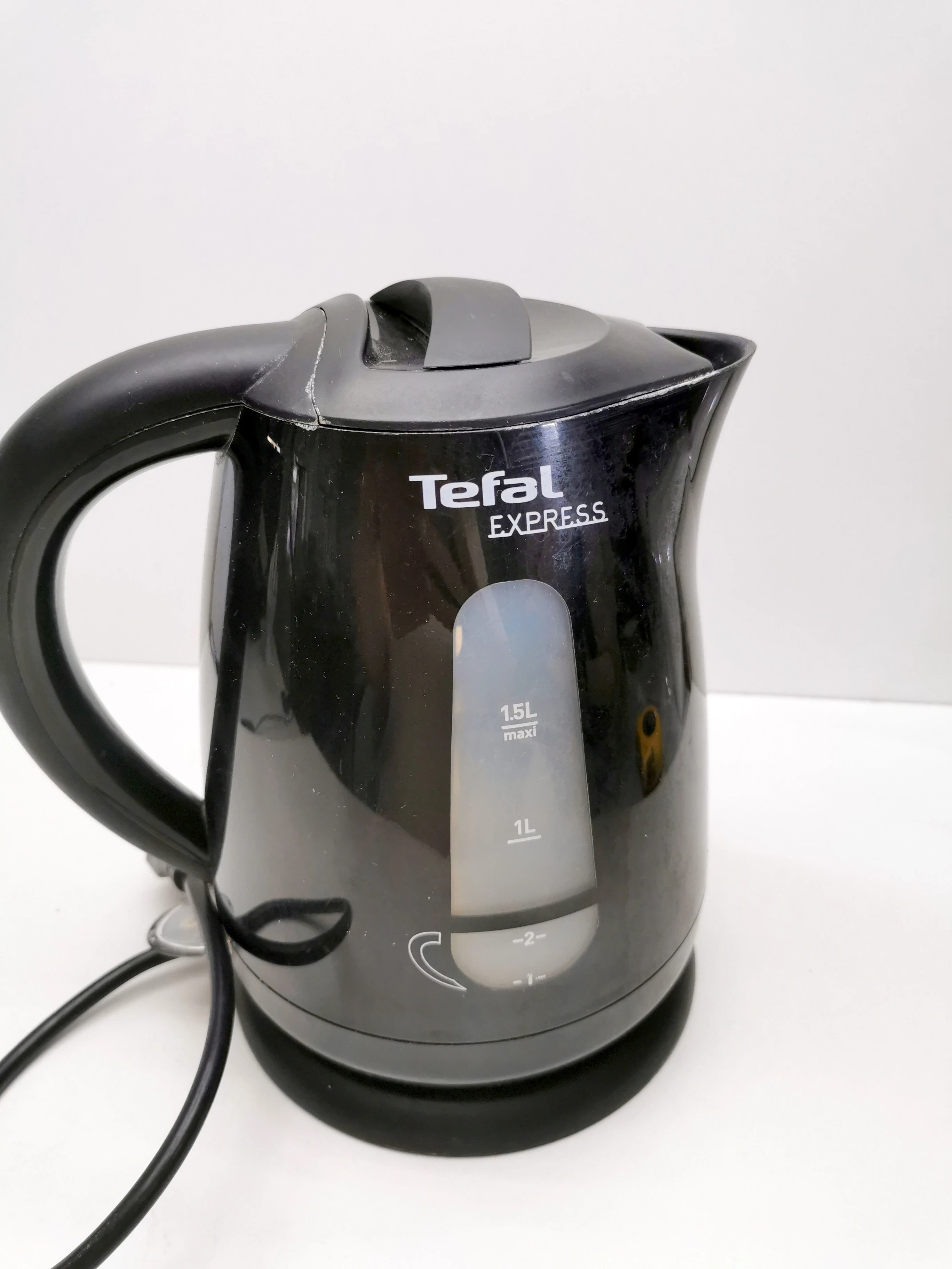 czajnik-elektryczny-tefal-ko2998-2400-w-czarny-stan-uzywany