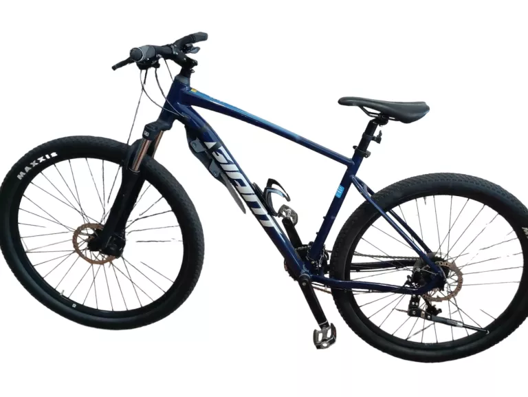 rowert-giant-talon-4-granatowy-kod-producenta-2101138184