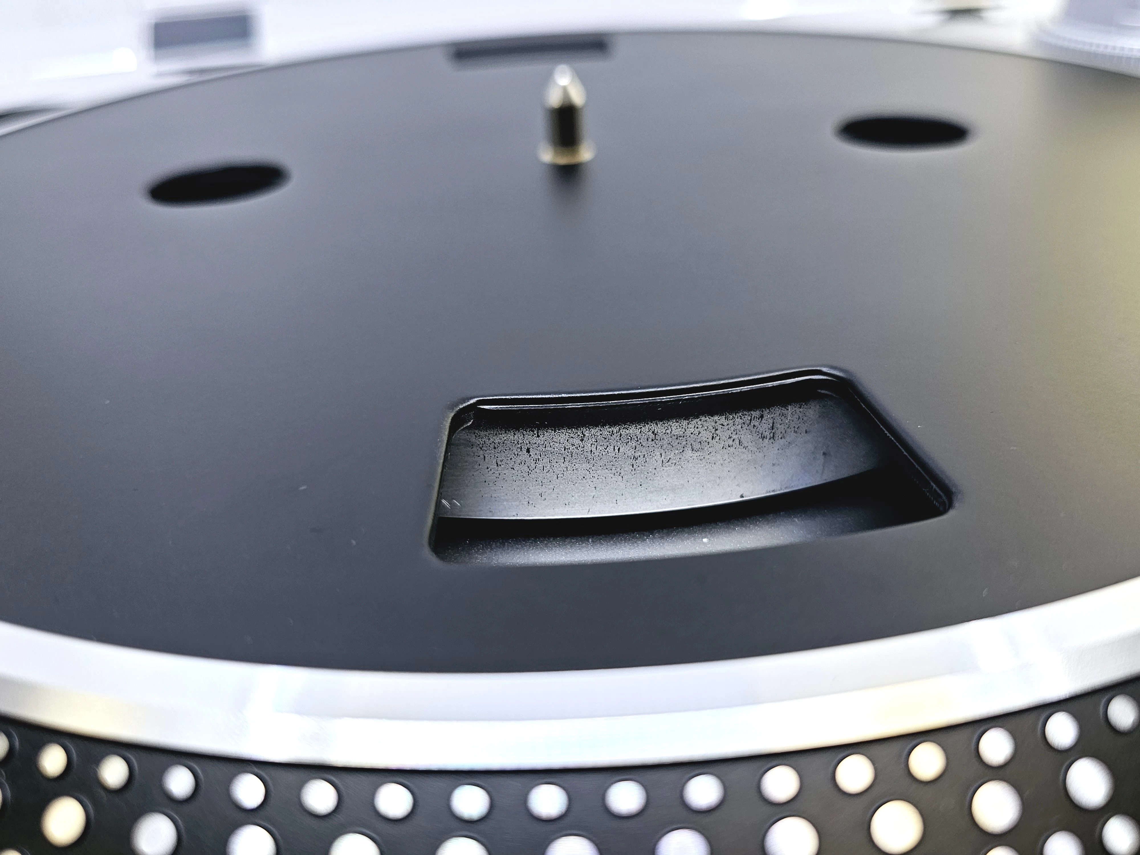 gramofon-audio-technica-at-lp120x-usb-marka-audio-technica