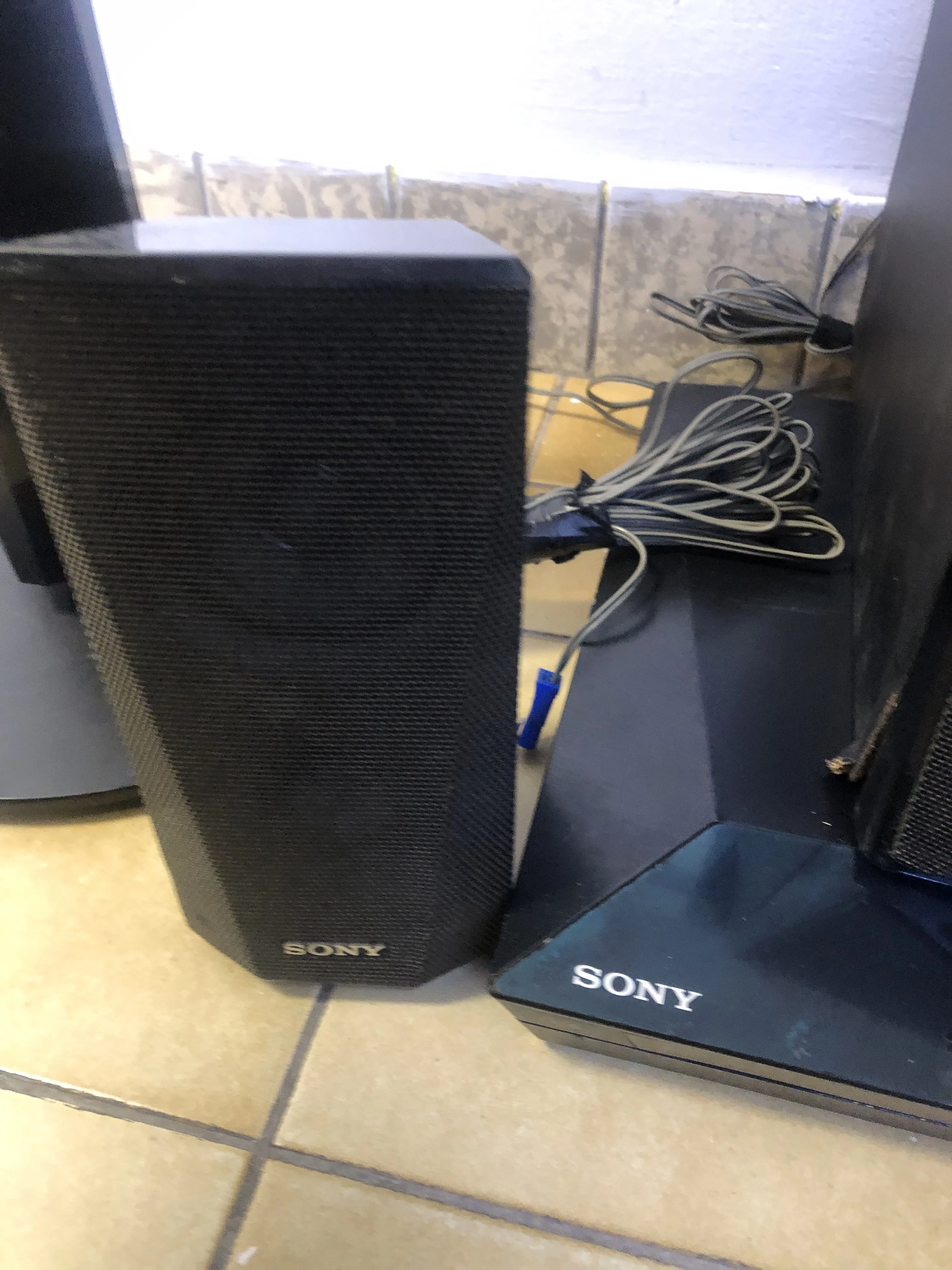 kino-domowe-blueray-sony-bdv-e4100-komplet-liczba-kolumn-w-zestawie-5