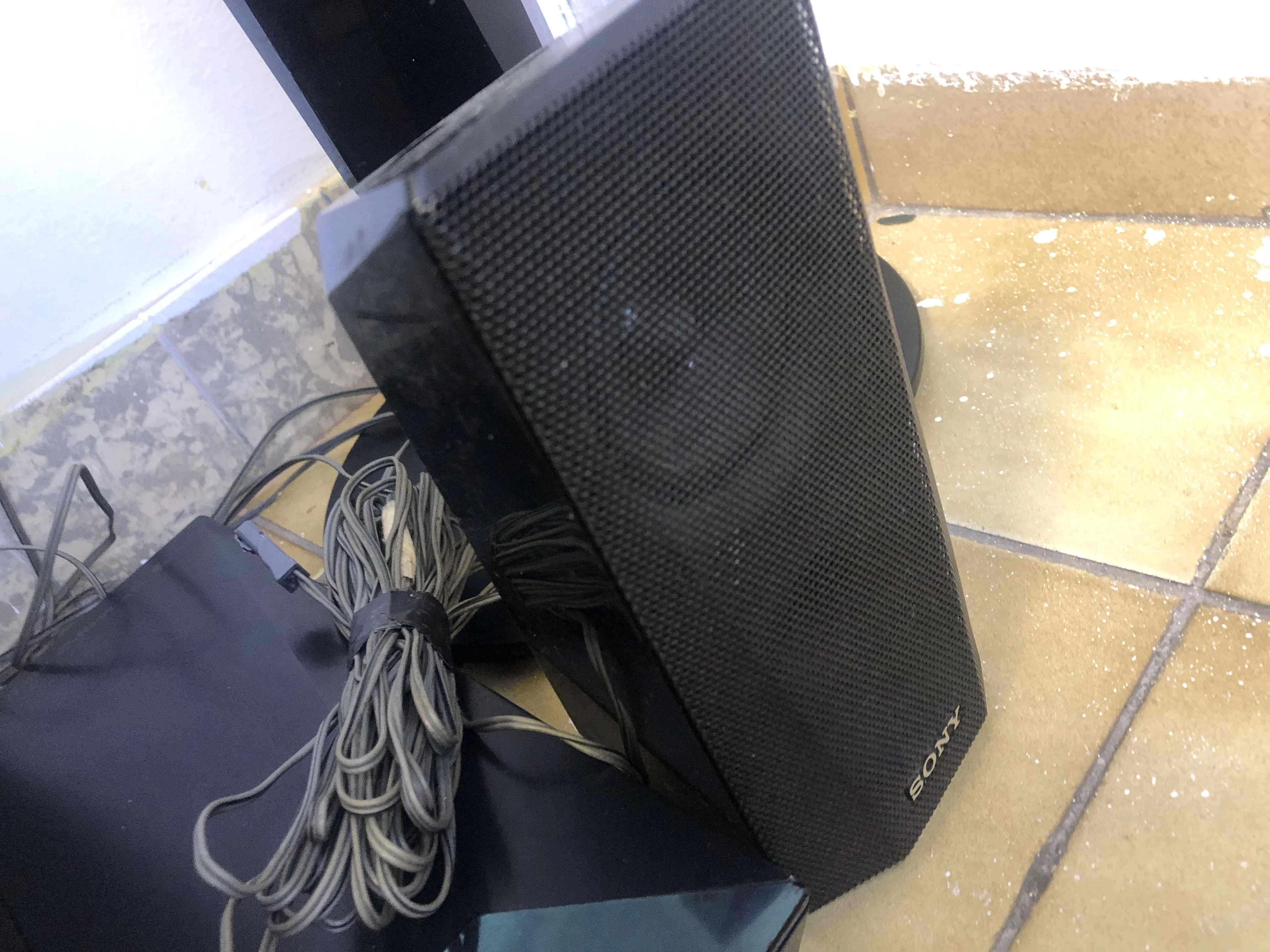 kino-domowe-blueray-sony-bdv-e4100-komplet-marka-sony